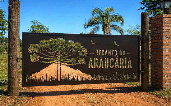 Porteira Recanto da Araucária